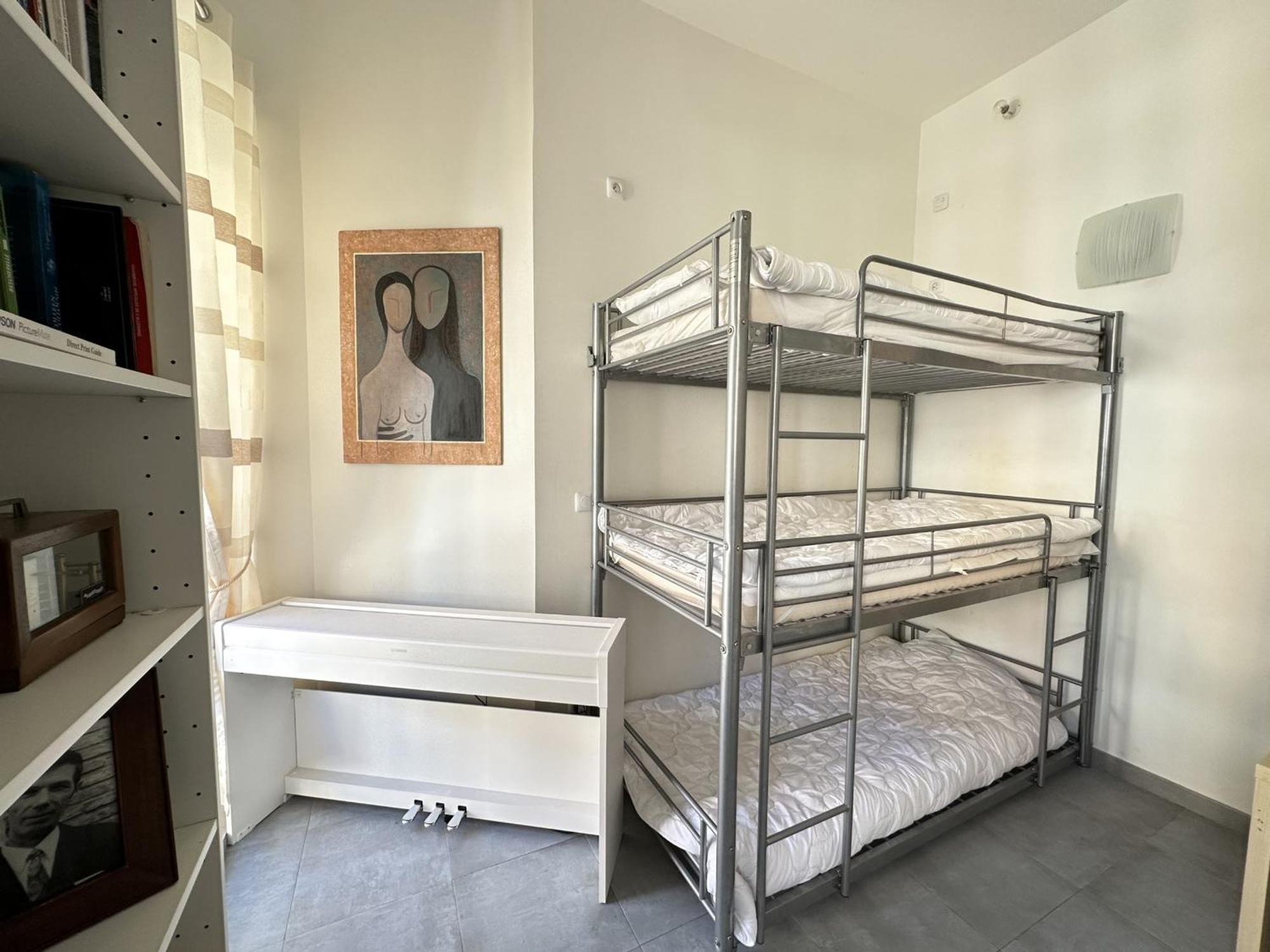 Grand T3 Bis Chaleureux Avec Terrasse, Ascenseur Et Parking Gratuit, A Deux Pas De La Place Castellane - Fr-1-309-151 Пор-Вандр Экстерьер фото