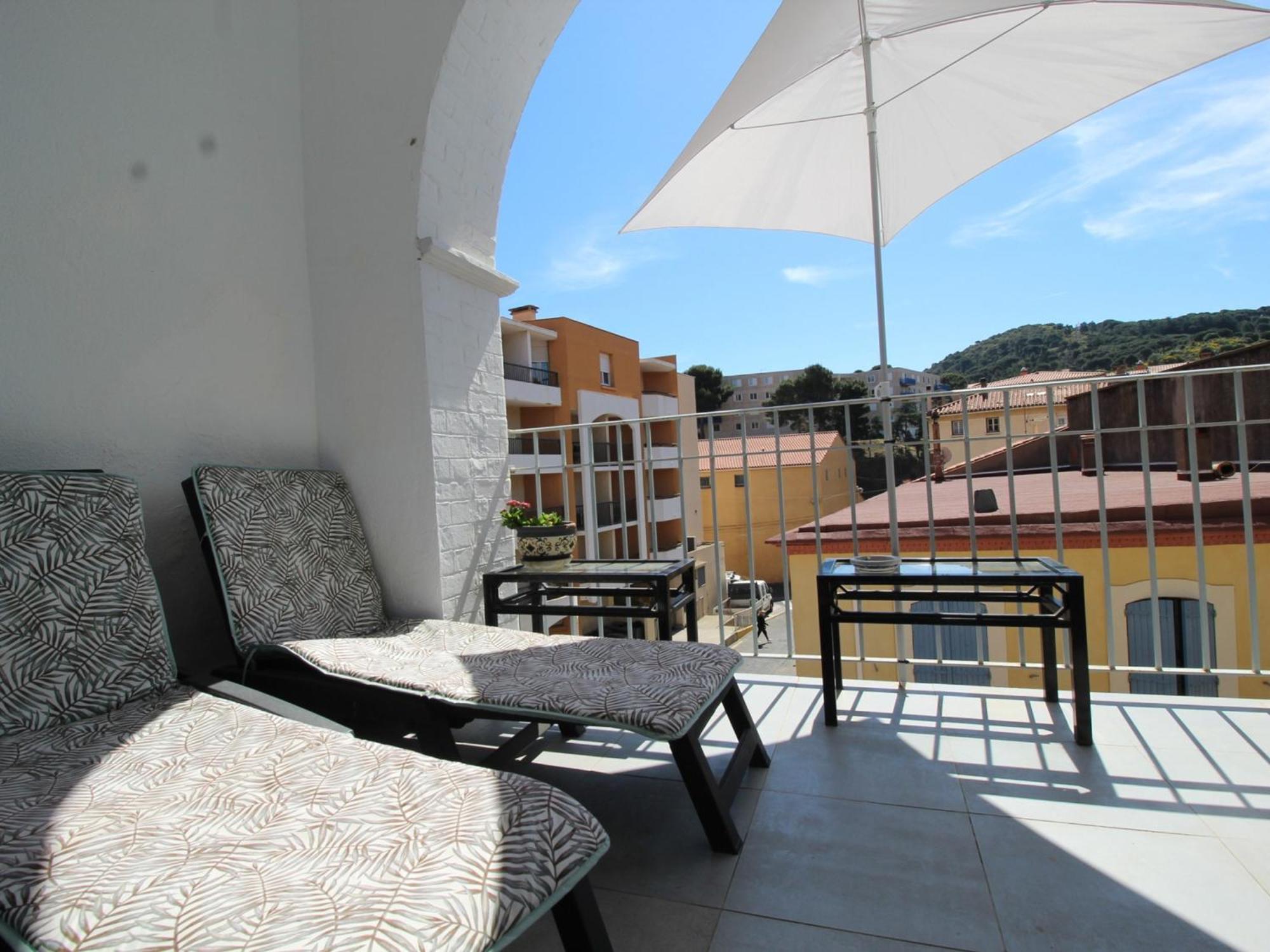 Grand T3 Bis Chaleureux Avec Terrasse, Ascenseur Et Parking Gratuit, A Deux Pas De La Place Castellane - Fr-1-309-151 Пор-Вандр Экстерьер фото