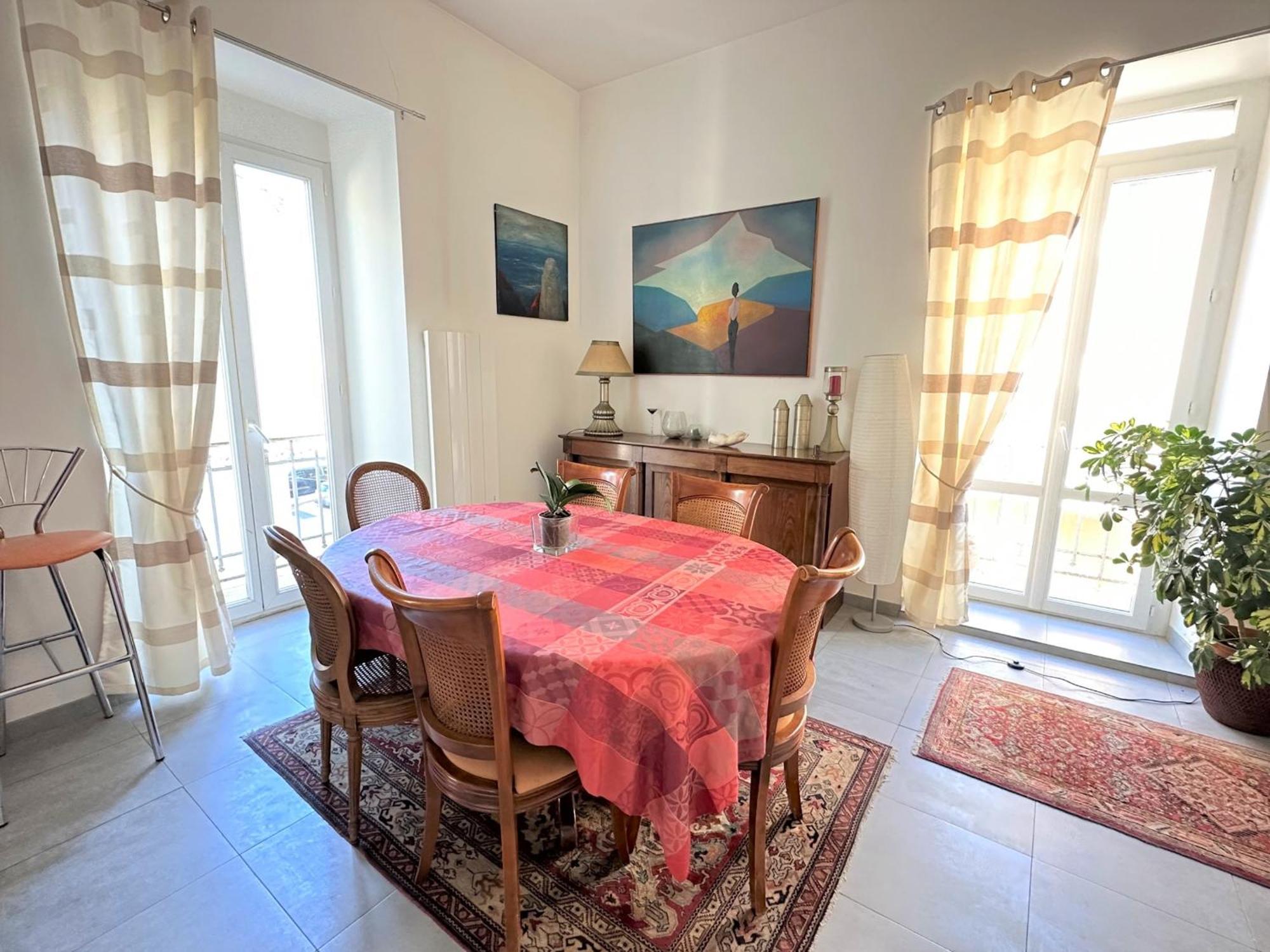 Grand T3 Bis Chaleureux Avec Terrasse, Ascenseur Et Parking Gratuit, A Deux Pas De La Place Castellane - Fr-1-309-151 Пор-Вандр Экстерьер фото